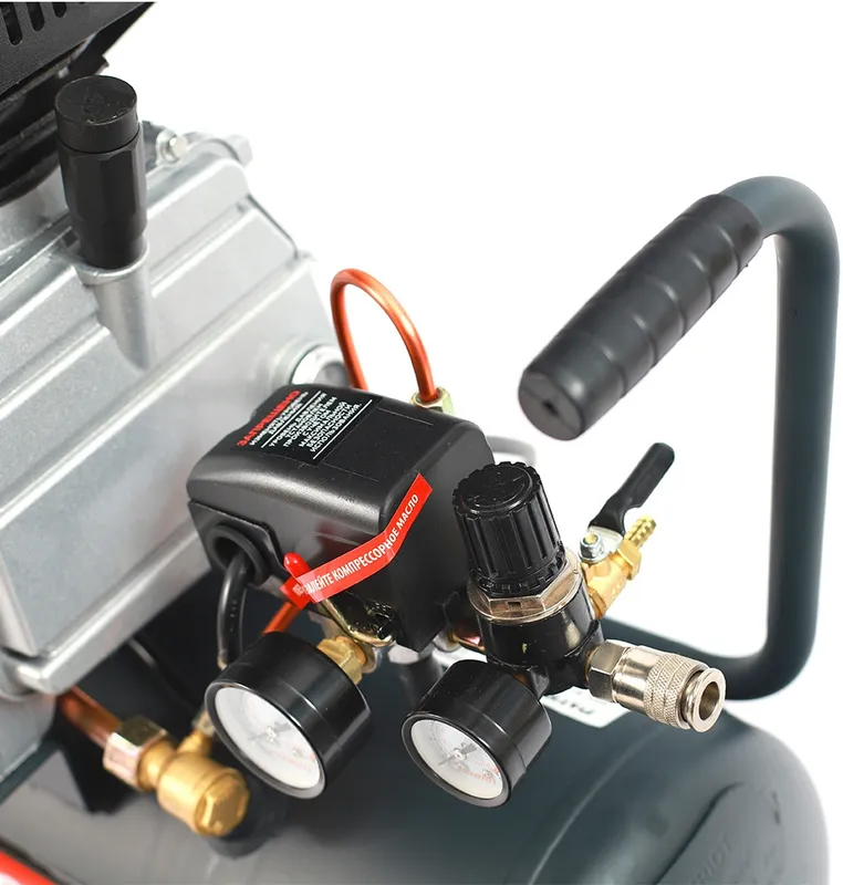 Компрессор поршневой Patriot Professional 24-320 масляный 320л/мин 24л 2000Вт