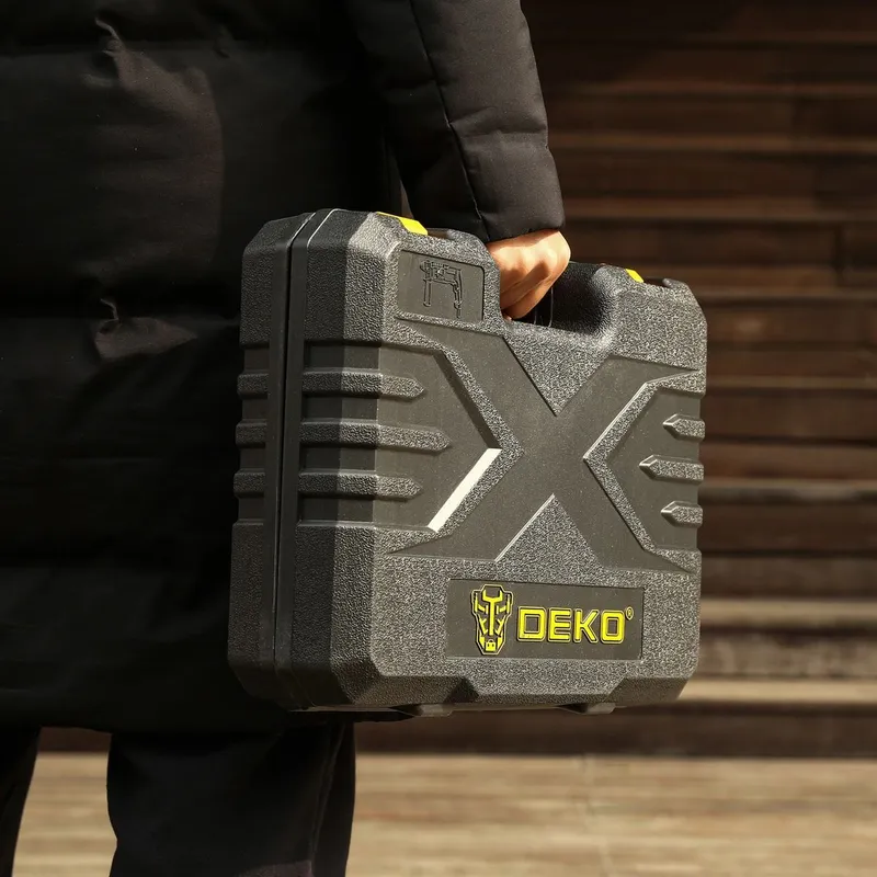 Перфоратор Deko DKH850W патрон:SDS-plus уд.:3Дж 850Вт