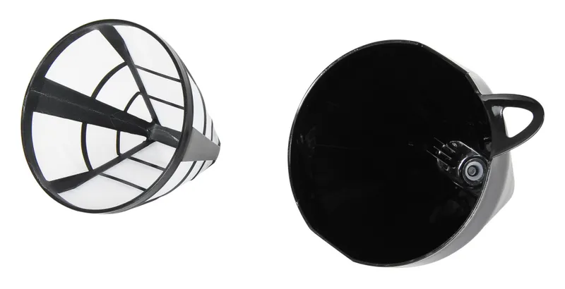 Кофеварка капельная Starwind STD1212 600Вт черный