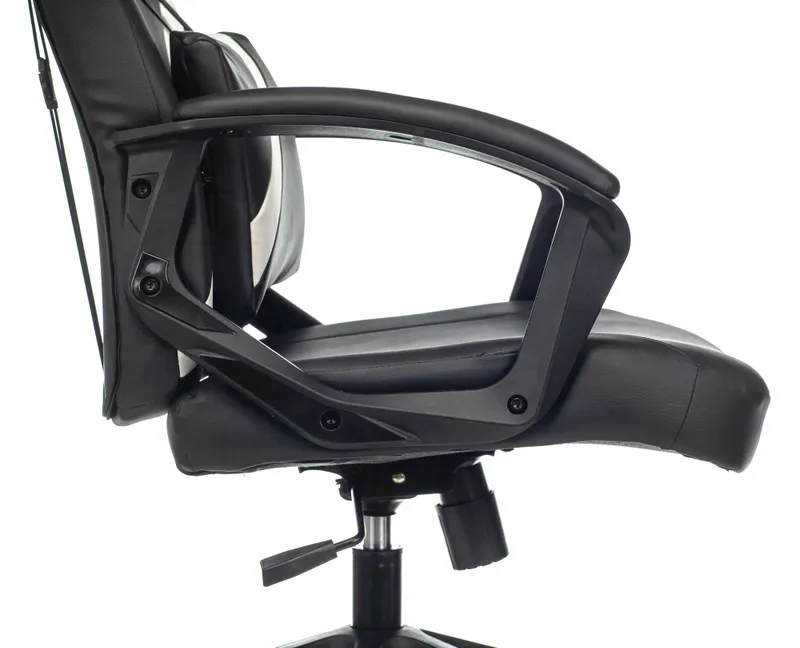 Кресло игровое Zombie DRIVER черный/белый эко.кожа с подголов. крестов. пластик