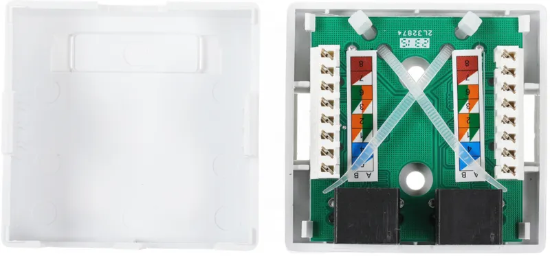 Розетка ITK CS2-1C5EU-22 настен.RJ45 2 кат.5E UTP бел. (упак.:1шт)