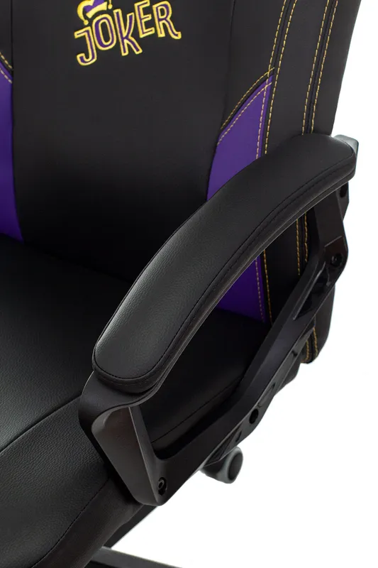 Кресло игровое Zombie HERO JOKER черный/фиолетовый эко.кожа с подголов. крестов. пластик