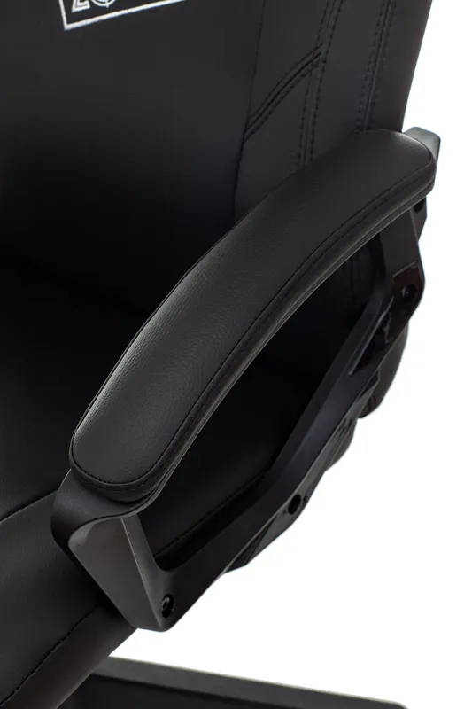 Кресло игровое Zombie HERO BATZONE черный эко.кожа с подголов. крестов. пластик