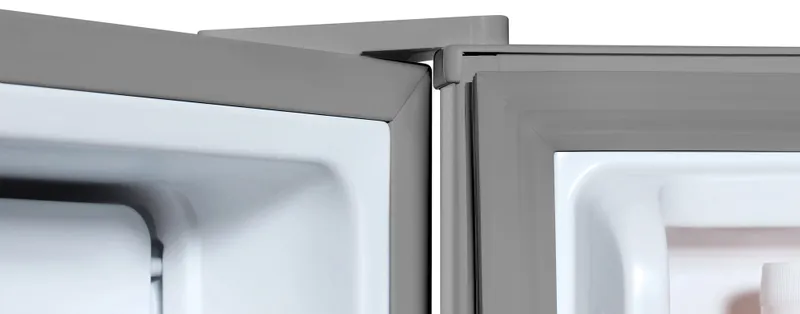 Холодильник Hyundai CO1003 1-нокамерн. серебристый