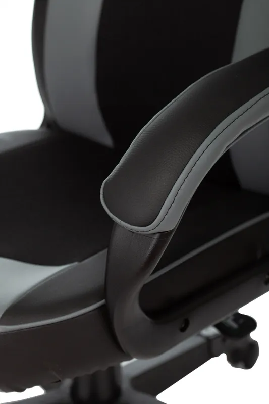 Кресло игровое Zombie GAME 17 черный/серый эко.кожа/ткань крестов. пластик