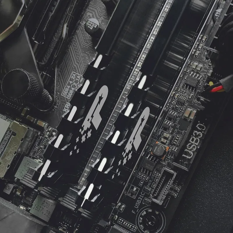 Память DDR4 16Gb 3200MHz Patriot PSP416G320081H1 Signature Premium RTL PC4-25600 CL22 DIMM 288-pin 1.2В single rank с радиатором Ret