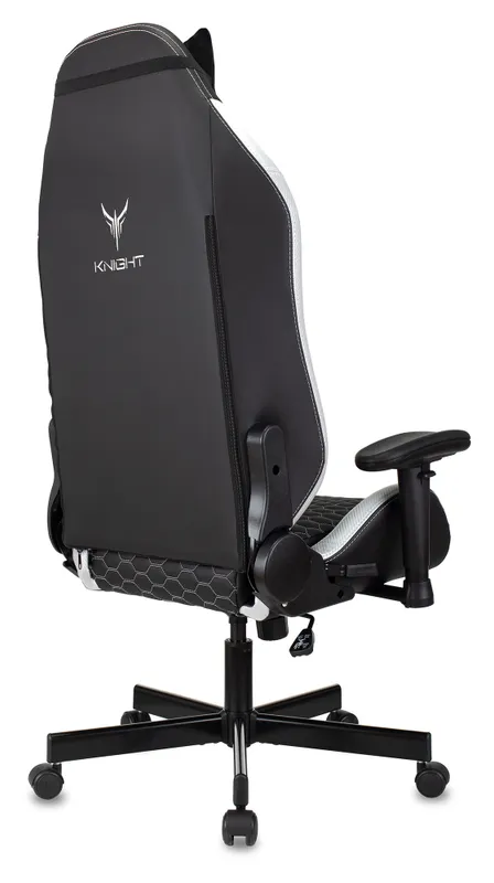 Кресло игровое Knight Neon черный/серебряный соты эко.кожа с подголов. крестов. металл
