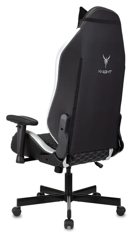 Кресло игровое Knight Neon черный/серебряный соты эко.кожа с подголов. крестов. металл