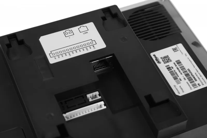 Видеодомофон Dahua DHI-VTH2621GW-P белый