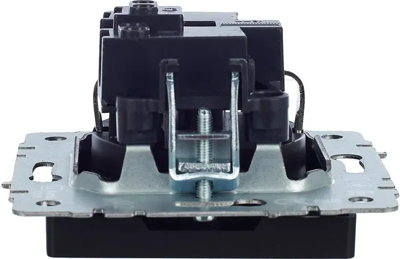 Розетка силов. IEK Brite РС11-1-0-БрЧ BR-R11-16-K02 одинар. скрыт. зазем. IP20 черный (упак.:1шт)