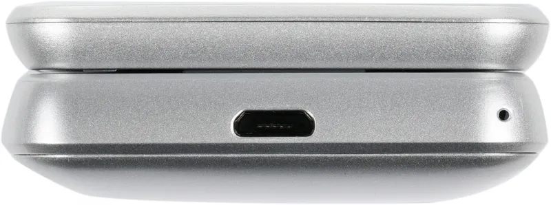 Мобильный телефон Philips E2601 Xenium серебристый раскладной 2Sim 2.4" 240x320 Nucleus 0.3Mpix GSM900/1800 FM microSD max32Gb