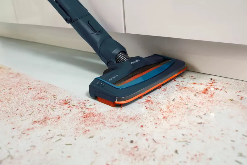 Пылесос ручной Philips FC6724/01 синий