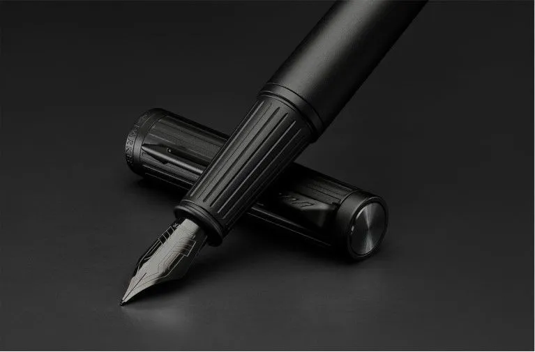 Ручка перьев. Parker Ingenuity Core F570 (2182013) Black BT F сталь нержавеющая подар.кор.