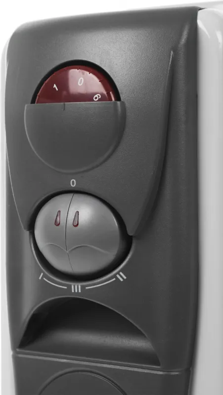 Радиатор масляный Centek CT-6203-9 2400Вт белый