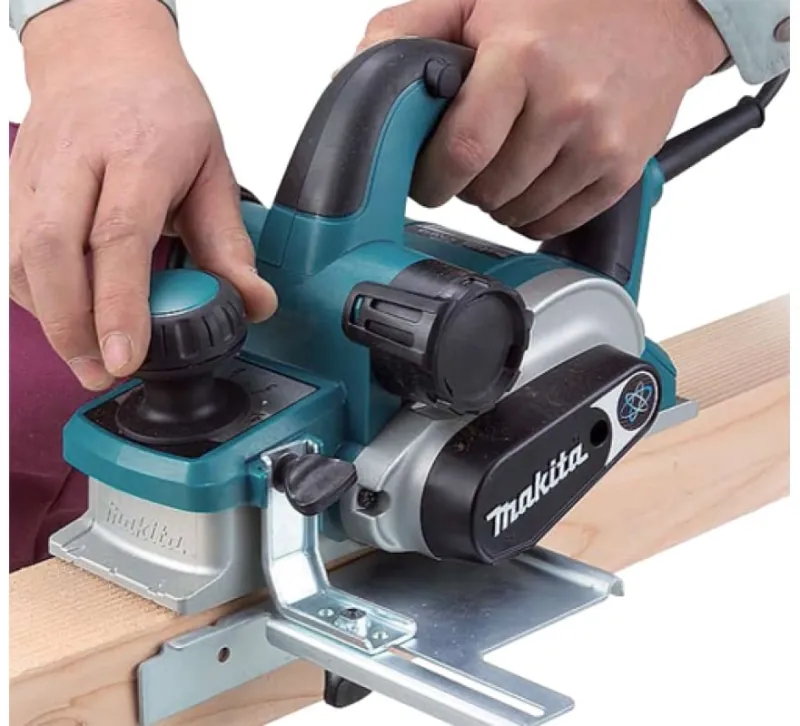 Рубанок Makita KP0810 850Вт 82мм 16000об/мин