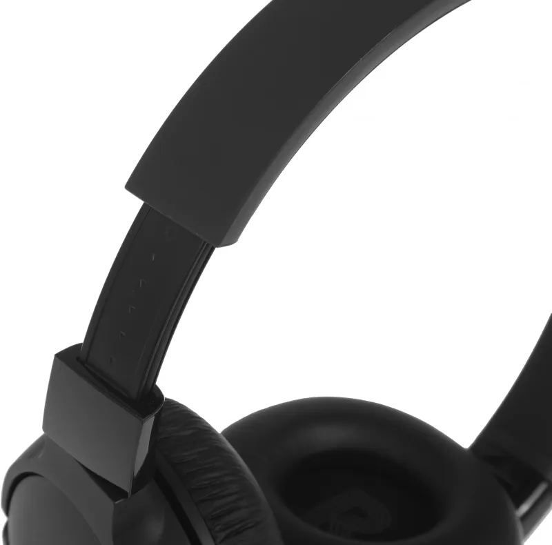 Гарнитура накладные JBL Tune 670NC черный беспроводные bluetooth оголовье (JBLT670NCBLKCN)