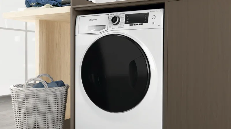 Стиральная машина Hotpoint NSD 8249 D AVE RU класс: A-40% загр.фронтальная макс.:8кг белый