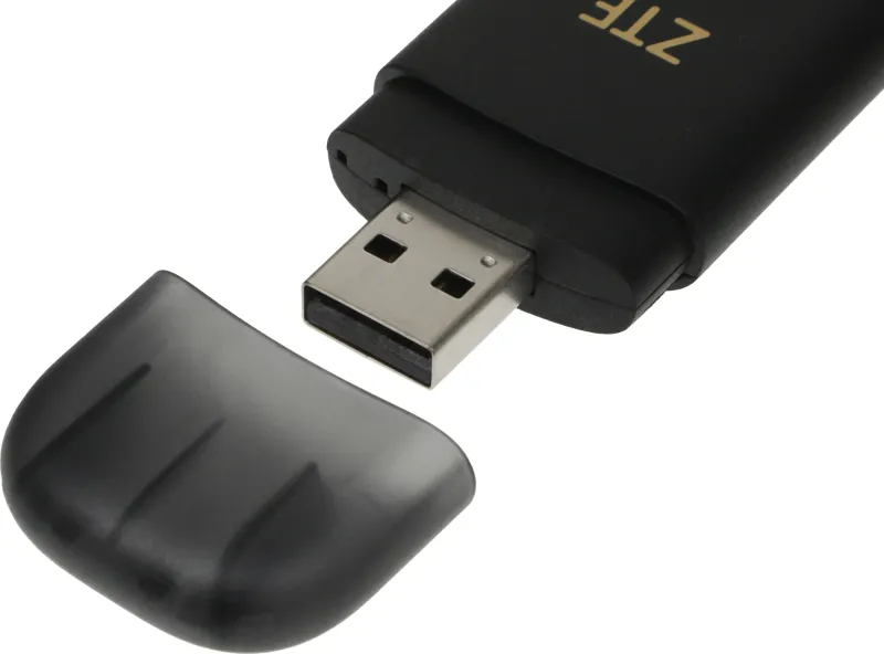 Модем 2G/3G/4G ZTE F30Pro USB Wi-Fi Firewall +Router внешний черный