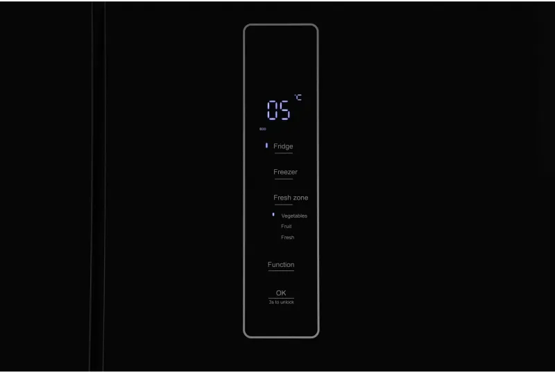 Холодильник Hyundai CM55043F 3-хкамерн. черный