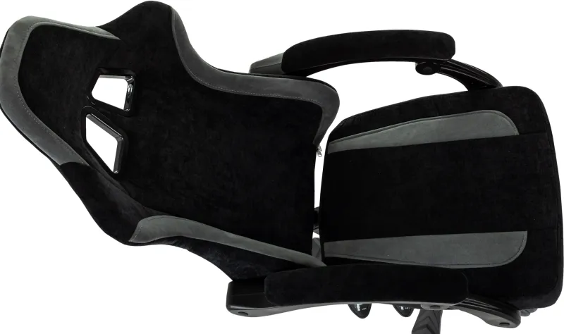 Кресло игровое Knight Wolf черный/серый крестов. пластик