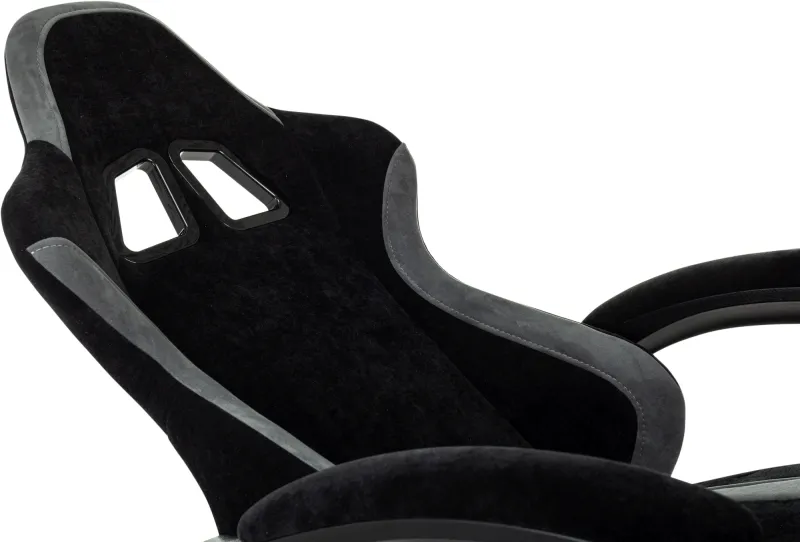 Кресло игровое Knight Wolf черный/серый крестов. пластик