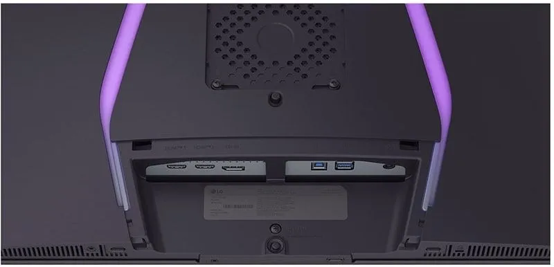 Монитор LG 31.5" 32GS95UV-B черный IPS LED 16:9 HDMI M/M матовая HAS Piv 275cd 178гр/178гр 3840x2160 240Hz DP 4K USB 5.6кг