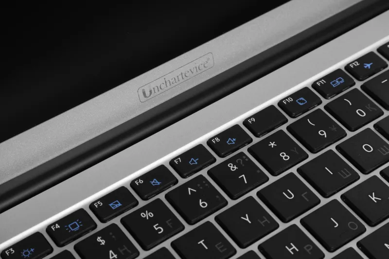 Ноутбук Unchartevice 6640MA KX-6000 KX-6640MA 8Gb SSD256Gb ZX C-960 Graphics 14.1" IPS FHD (1920x1080) без ОС silver WiFi BT Cam 4390mAh (200418354519)