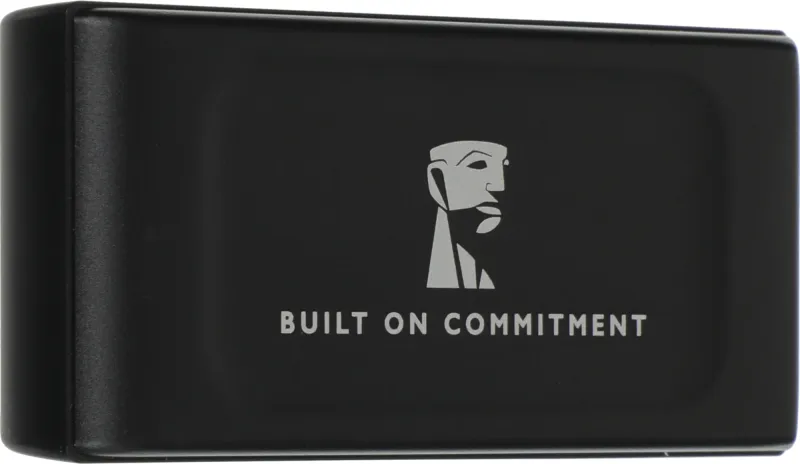 Накопитель SSD Kingston USB3.2 Gen2 2TB SXS1000/2000GA XS1000 черный