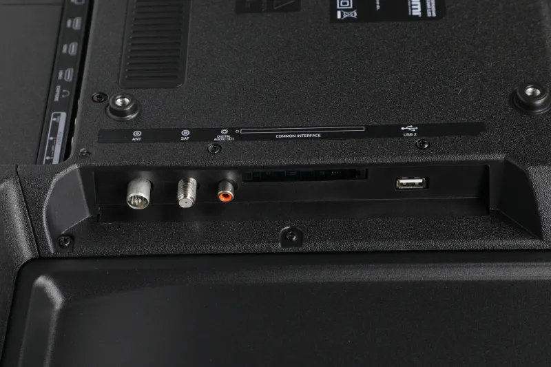 Телевизор LED BBK 42.5" 43LEX-8264/UTS2C Яндекс.ТВ черный 4K Ultra HD 60Hz DVB-T2 DVB-C DVB-S2 USB WiFi Smart TV