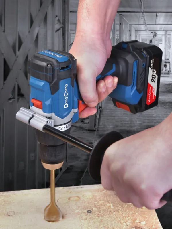 Дрель-шуруповерт DongCheng DCJZ06-13 аккум. патрон:быстрозажимной (кейс в комплекте) (DCJZ06-13(TYPE EM))