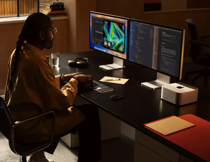 ПК Apple Mac studio A2901 M2 Ultra 24 core (3.5) 64Gb SSD1Tb 60 core GPU CR macOS 10GbEth WiFi BT серебристый (MQH63HN/A)