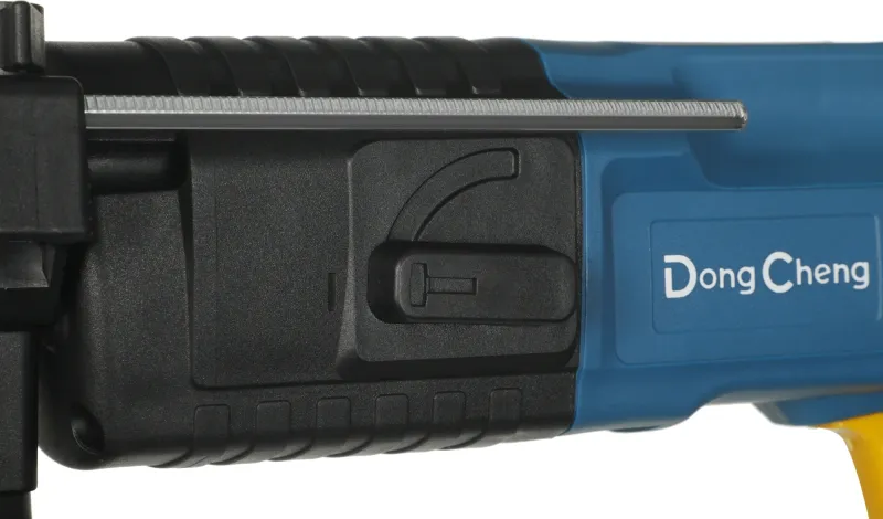 Перфоратор DongCheng DZC02-20 патрон:SDS-plus уд.:2Дж 500Вт (кейс в комплекте)
