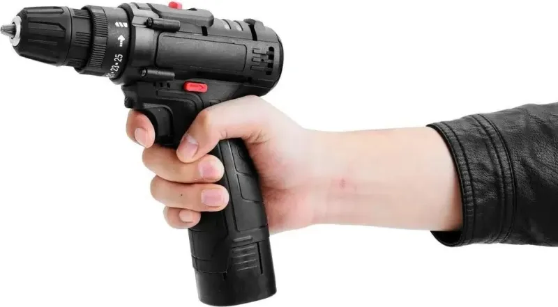 Дрель-шуруповерт Yiwu 100051588155 аккум. патрон:быстрозажимной