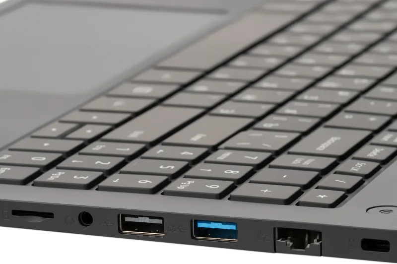 Ноутбук IRU Strato 15ALID5 Core i5 1235U 16Gb SSD512Gb Intel UHD Graphics 15.6" IPS FHD (1920x1080) Windows 11 Pro black WiFi BT Cam 6000mAh (2150073)