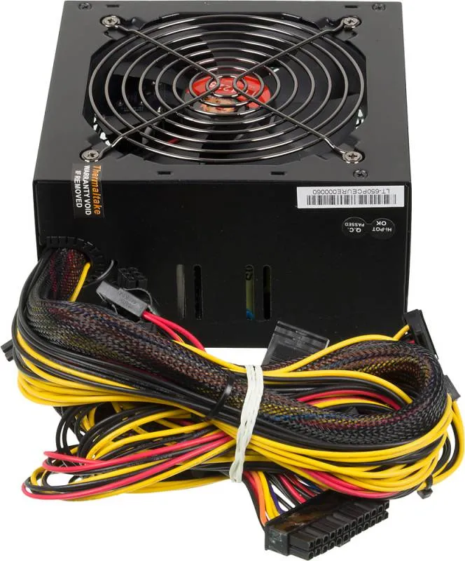 Блок питания Thermaltake ATX 650W LT-650P (20+4pin) APFC 120mm fan 5xSATA RTL