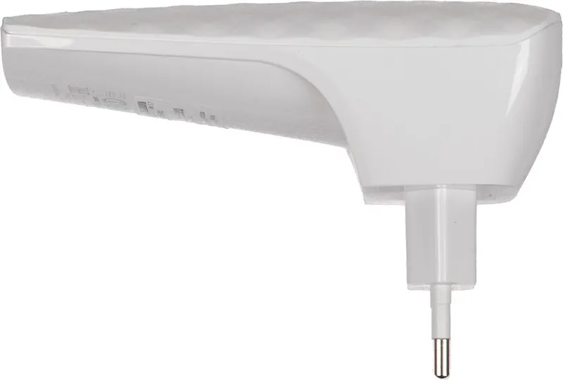 TP-Link RE200, AC750 Усилитель Wi-Fi сигнала, до 300 Мбит/с на 2,4 ГГц + до 433 Мбит/с на 5 ГГц, 3 встр.антенны, 1x10/100 Мбит/с, подключение к настенной розетке